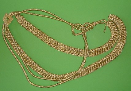 Fangschnur doppelt klein Nr. 6930; Ärmelstreifen entsprechend Vorstandsfunktion